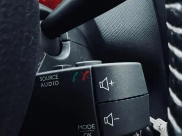 DACIA DUSTER   FAB 02.2015   1.5 DIESEL 110CP