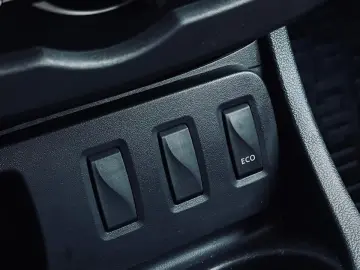 DACIA DUSTER   FAB 02.2015   1.5 DIESEL 110CP