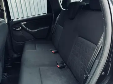 DACIA DUSTER   FAB 02.2015   1.5 DIESEL 110CP