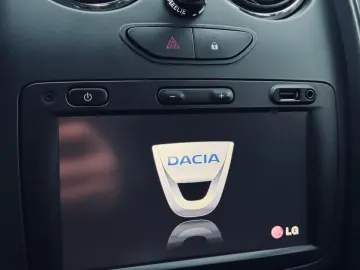 DACIA DUSTER   FAB 02.2015   1.5 DIESEL 110CP