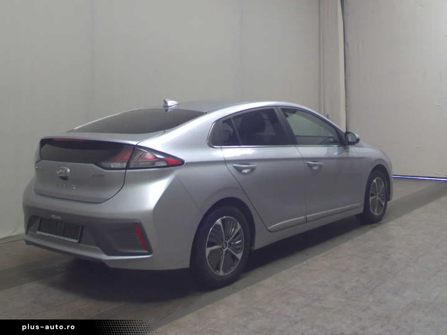 HYUNDAI IONIQ 1.6 GDI Hybrid