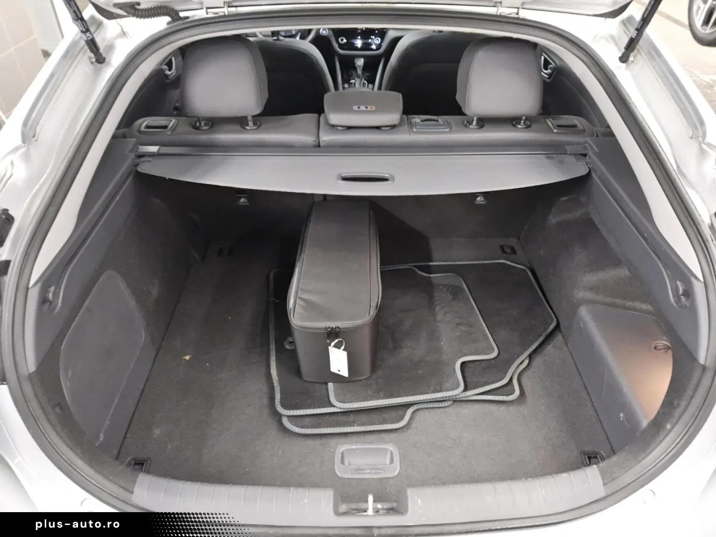 HYUNDAI IONIQ 1.6 GDI Hybrid