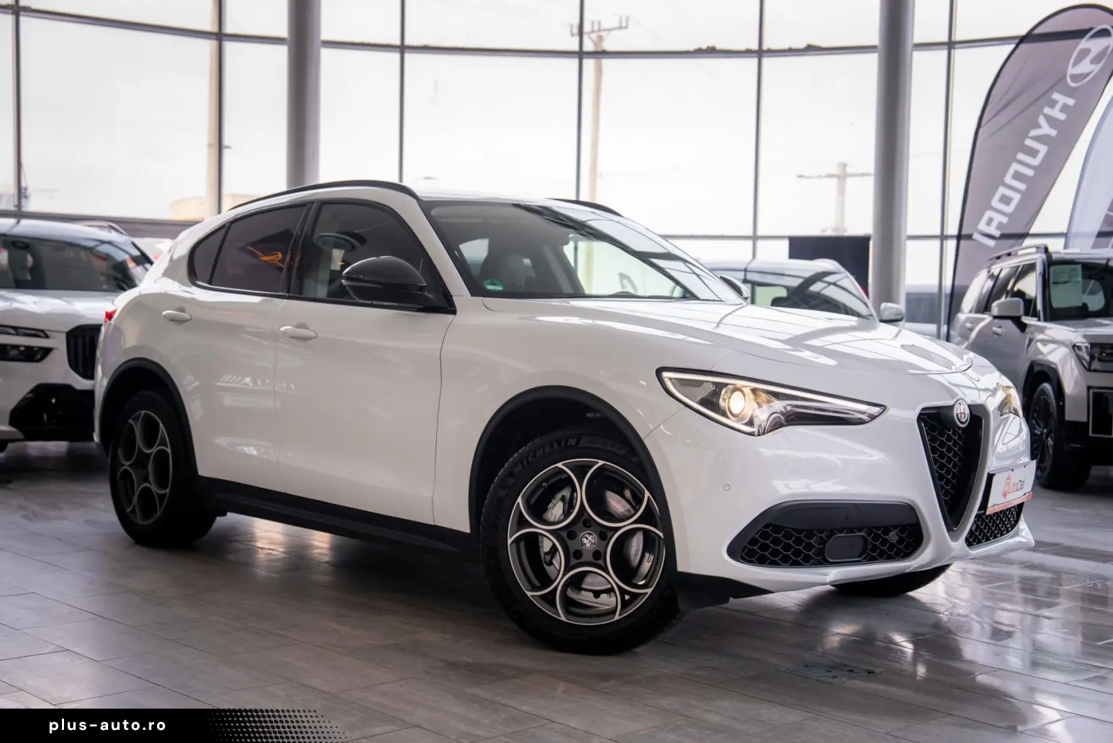 Alfa Romeo Stelvio B-Tech Q4 2 0 Turbo Automatik 280Cp