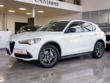 Alfa Romeo Stelvio B-Tech Q4 2 0 Turbo Automatik 280Cp