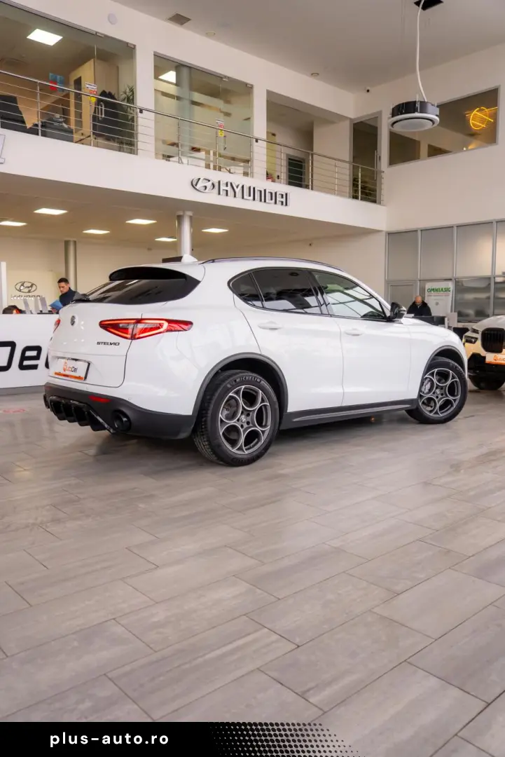 Alfa Romeo Stelvio B-Tech Q4 2 0 Turbo Automatik 280Cp