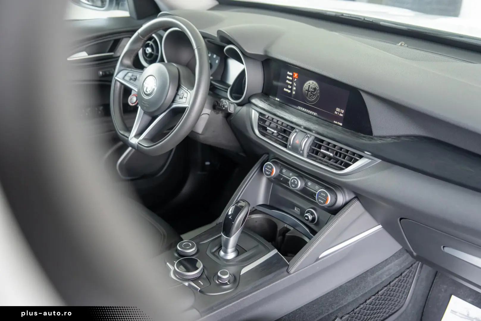 Alfa Romeo Stelvio B-Tech Q4 2 0 Turbo Automatik 280Cp