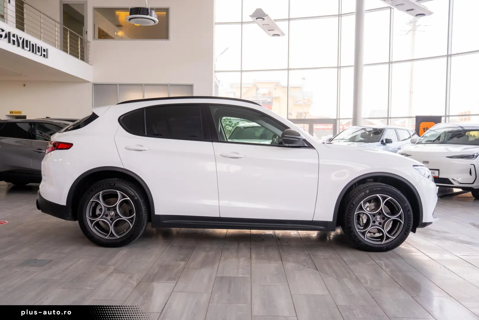 Alfa Romeo Stelvio B-Tech Q4 2 0 Turbo Automatik 280Cp