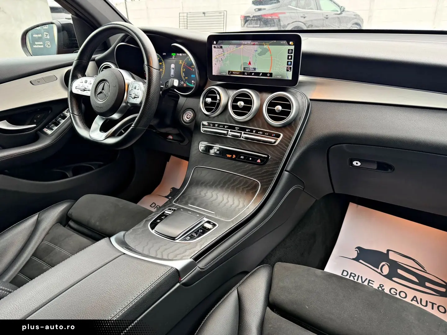 MERCEDES-BENZ GLC COUPE 300DE AMG