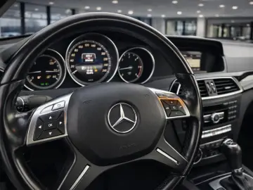 MERCEDES C220 CDI   FAB 2013   2.2 DIESEL 136 CP