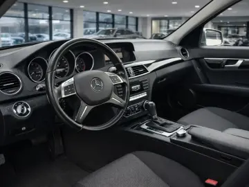 MERCEDES C220 CDI   FAB 2013   2.2 DIESEL 136 CP