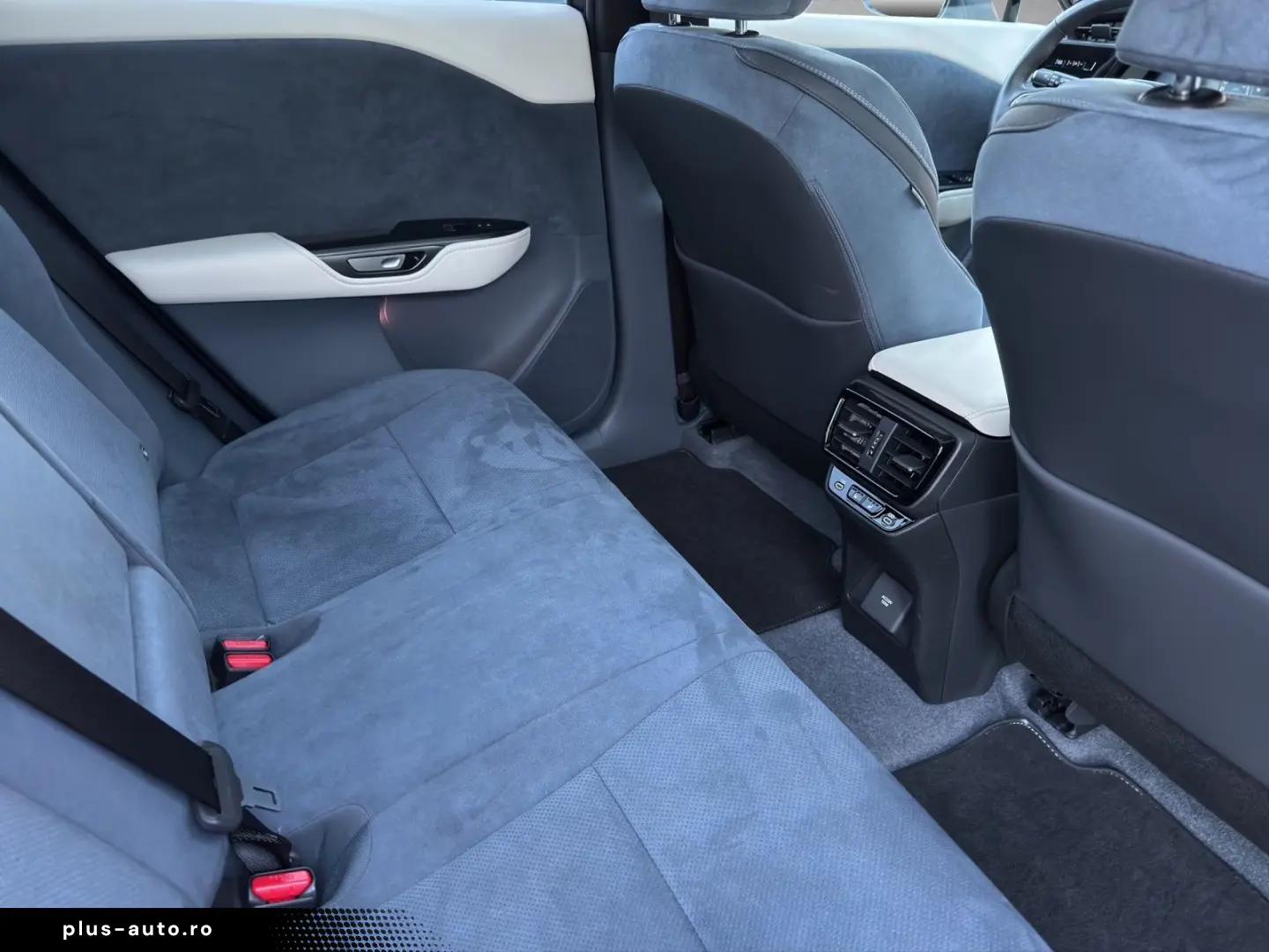 LEXUS RZ 450 e DIRECT4 Pano. dim Luxury & Design Paket