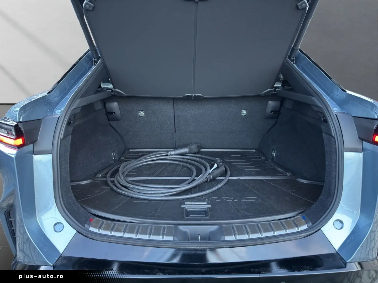 LEXUS RZ 450 e DIRECT4 Pano. dim Luxury & Design Paket