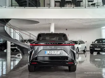 LEXUS RZ 450 e DIRECT4 Luxury Line   NETTO POSSIBLE