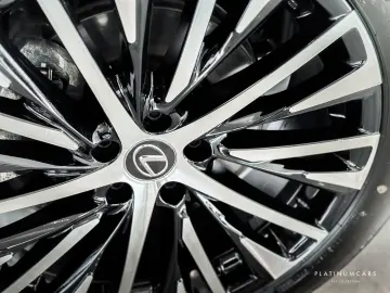 LEXUS RZ 450 e DIRECT4 Luxury Line   NETTO POSSIBLE