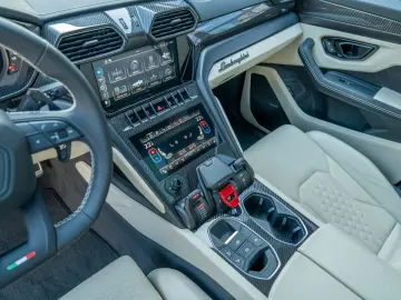 LAMBORGHINI Urus S MY23