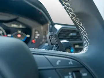 LAMBORGHINI Urus S MY23