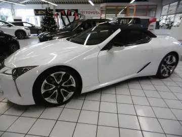 LEXUS LC 500 Cabriolet  10-Stufen-Automatik
