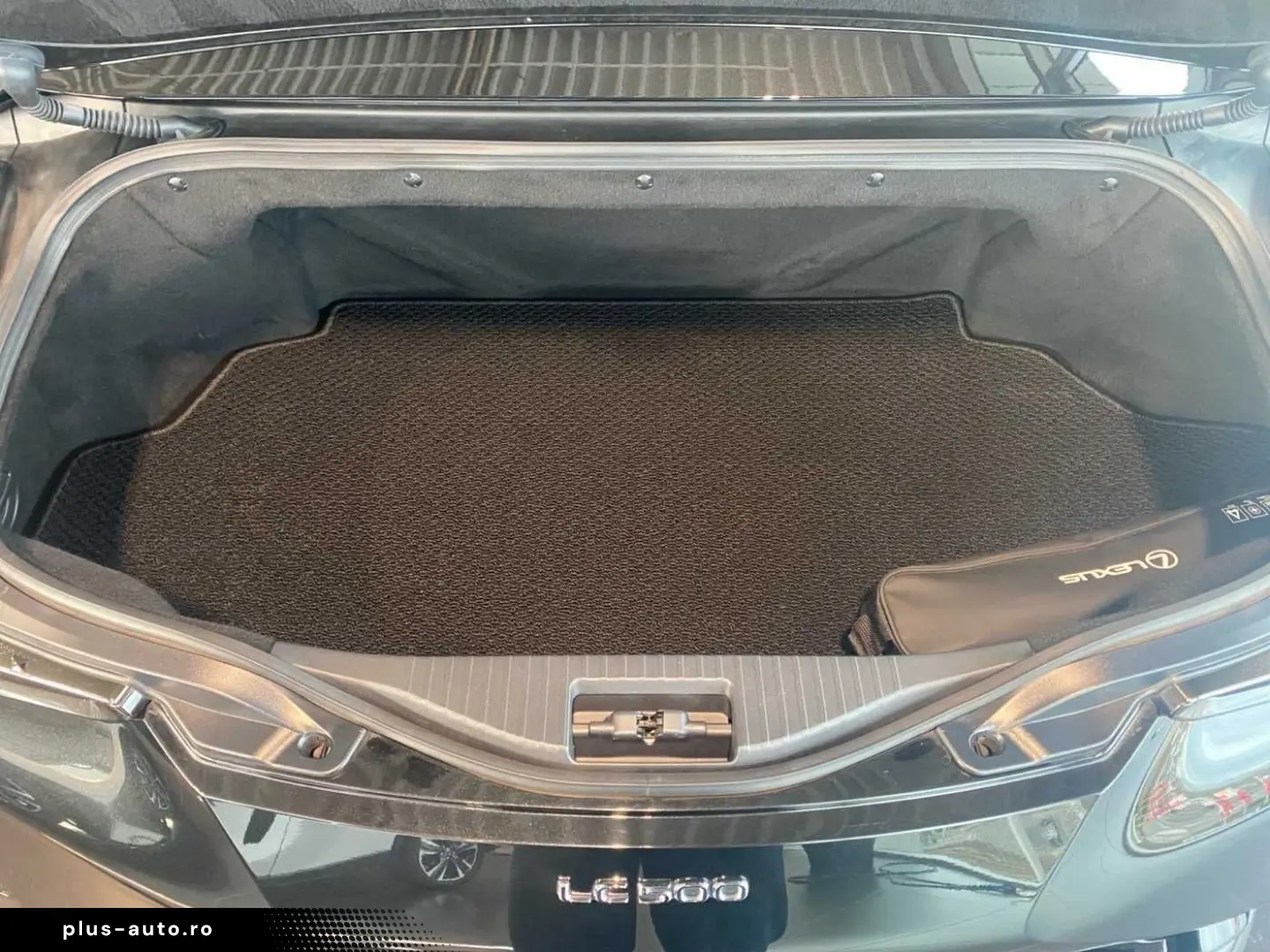 LEXUS LC 500 5.0 V8 Cabriolet Hokkaido Nr. 17   80