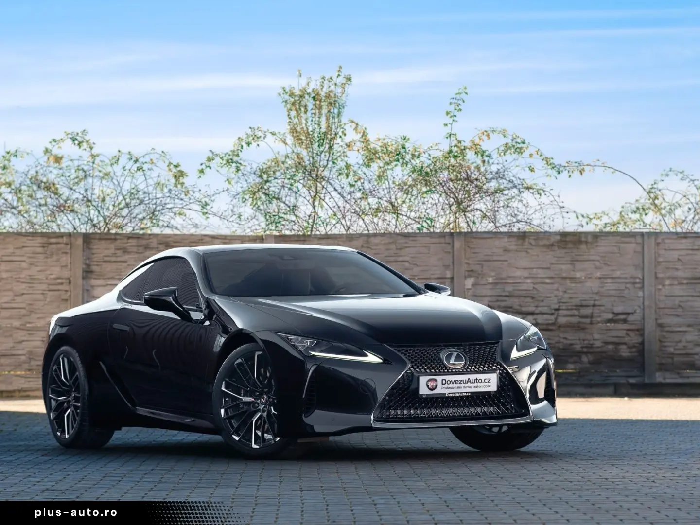 LEXUS LC 500  Hokkaidó 32 80  1st owner