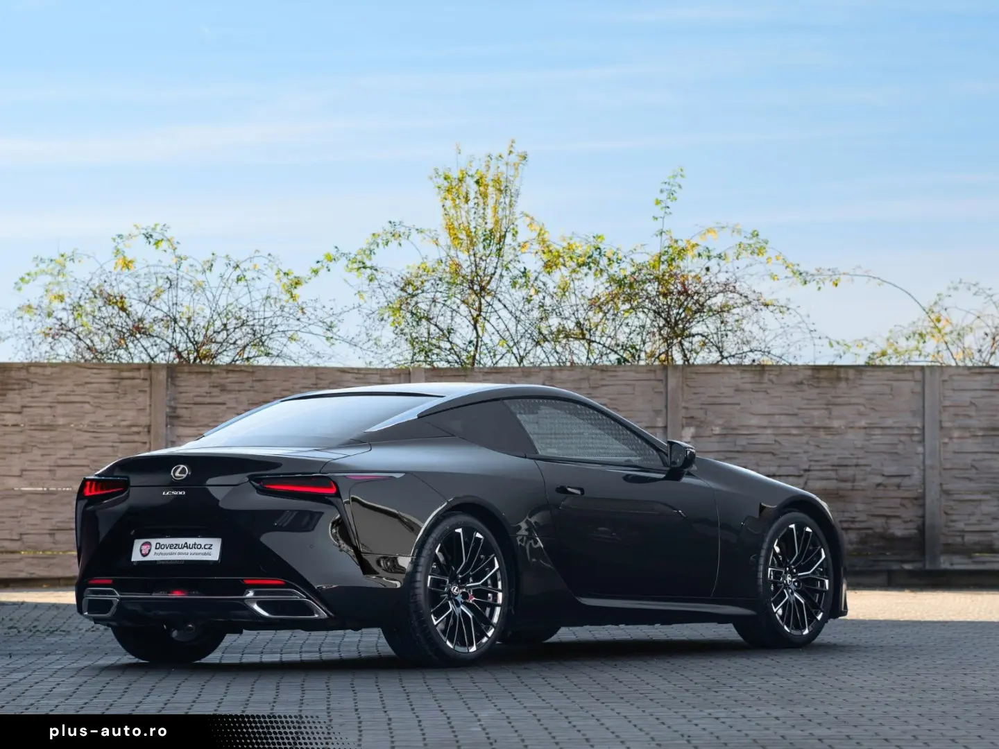 LEXUS LC 500  Hokkaidó 32 80  1st owner