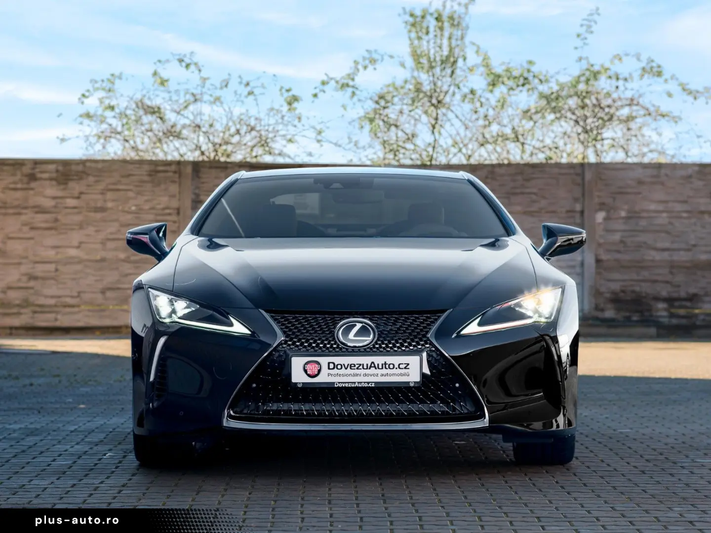 LEXUS LC 500  Hokkaidó 32 80  1st owner