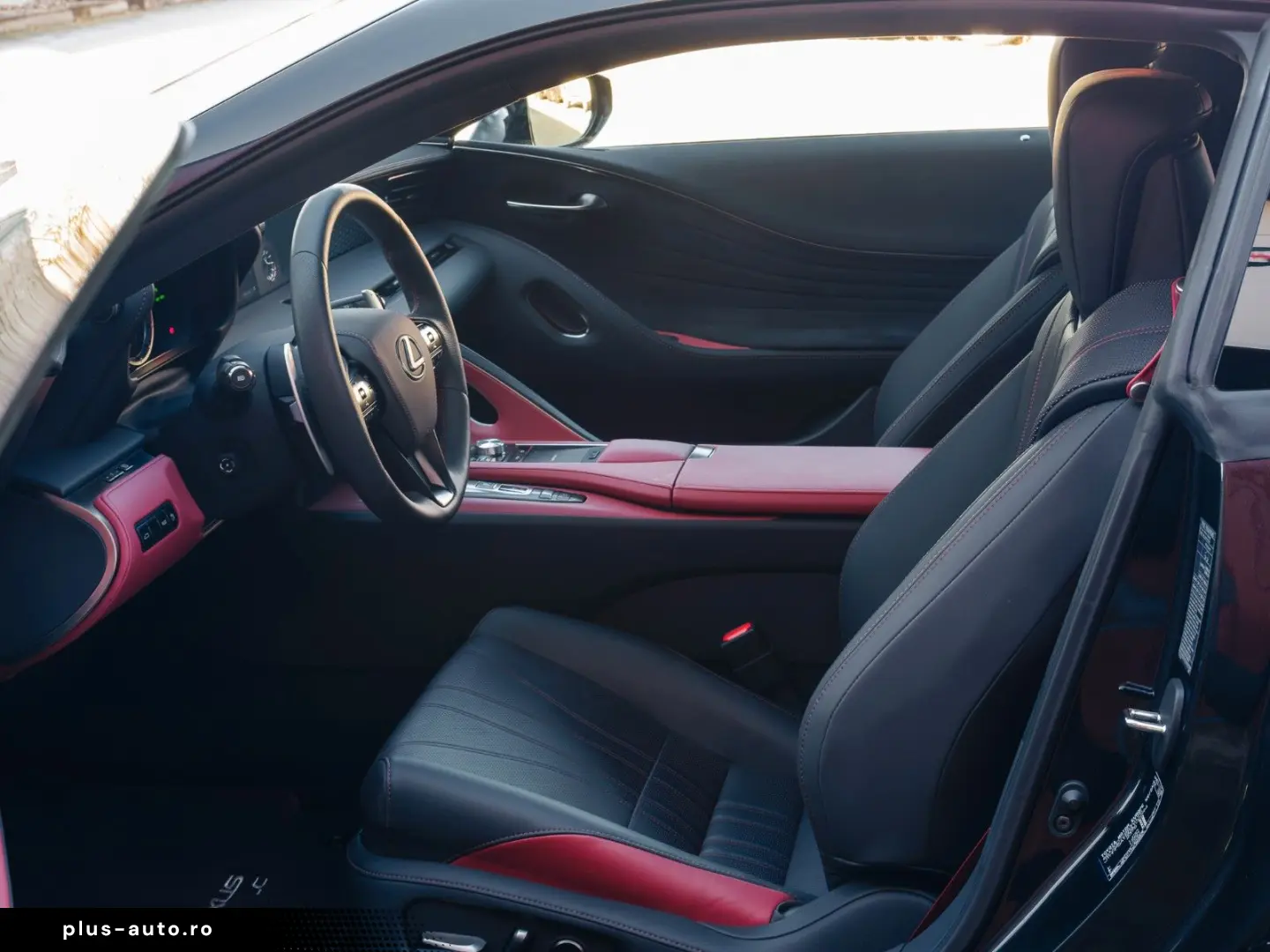 LEXUS LC 500  Hokkaidó 32 80  1st owner