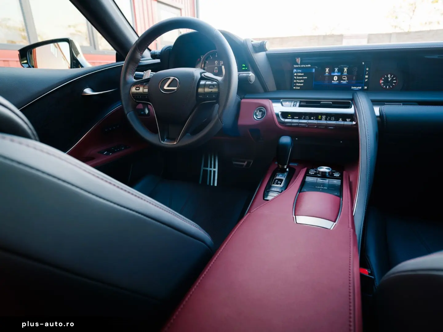 LEXUS LC 500  Hokkaidó 32 80  1st owner