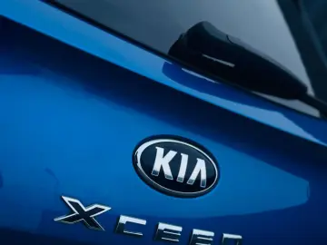 KIA X-CEED  1.6 DIESEL 136CP   FAB 09.2020   EURO 6