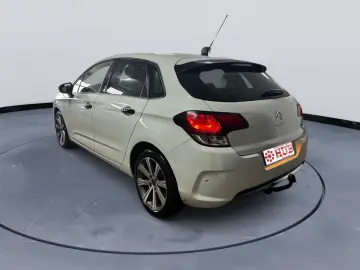 Citroen C4 PureTech Shine 2016 Automat