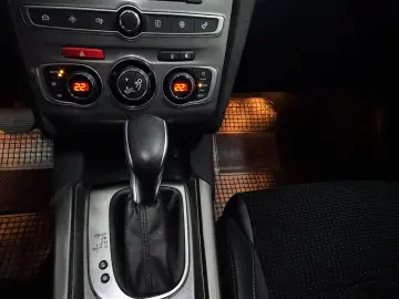 Citroen C4 PureTech Shine 2016 Automat