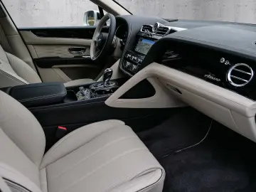 Bentley Bentayga  Azure