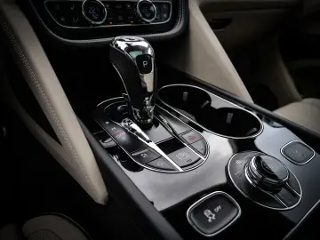 Bentley Bentayga  Azure