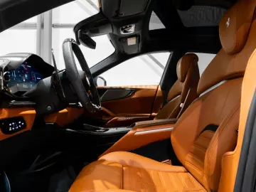 FERRARI Purosangue V12 4WD BLU SCOZIA; CARBON