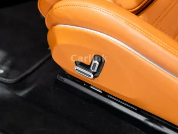 FERRARI Purosangue V12 4WD BLU SCOZIA; CARBON