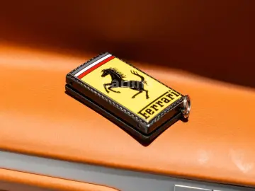 FERRARI Purosangue V12 4WD BLU SCOZIA; CARBON