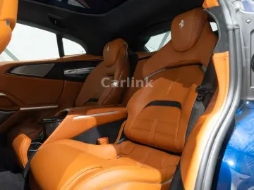 FERRARI Purosangue V12 4WD BLU SCOZIA; CARBON