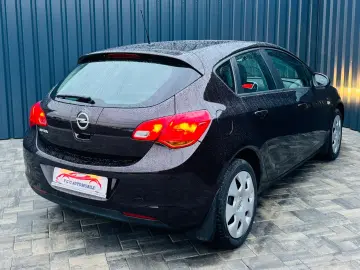 OPEL ASTRA J  Fab- 06.2012  1.4 BENZINA 100CP