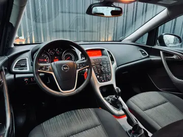 OPEL ASTRA J  Fab- 06.2012  1.4 BENZINA 100CP