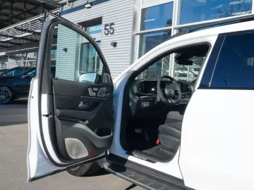 MERCEDES-BENZ GLS 63 AMG 4Matic  TV DESIGNO 23  360