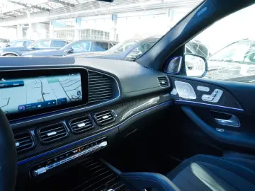 MERCEDES-BENZ GLS 63 AMG 4Matic  TV DESIGNO 23  360