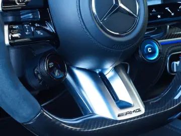 MERCEDES-BENZ GLS 63 AMG 4Matic  TV DESIGNO 23  360