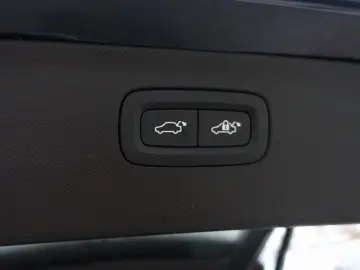 VOLVO XC90 Plus Bright T8 AWD AirSusp 360 Ventil