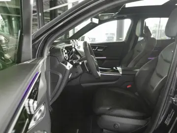 MERCEDES-BENZ GLC 63 AMG S E PERFORMANCE Night Panorama 360