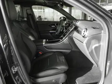 MERCEDES-BENZ GLC 63 AMG S E PERFORMANCE Night Panorama 360