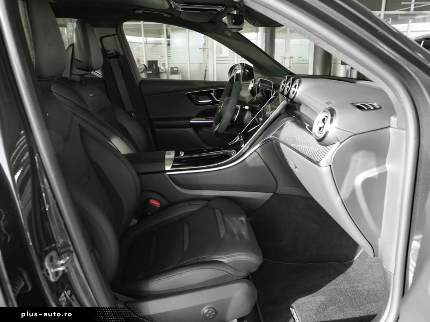 MERCEDES-BENZ GLC 63 AMG S E PERFORMANCE Night Panorama 360