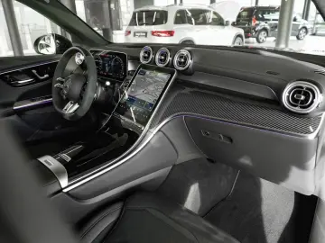 MERCEDES-BENZ GLC 63 AMG S E PERFORMANCE Night Panorama 360