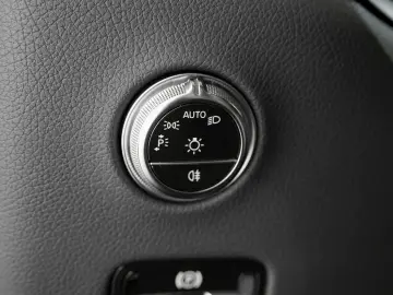 MERCEDES-BENZ GLC 63 AMG S E PERFORMANCE Night Panorama 360