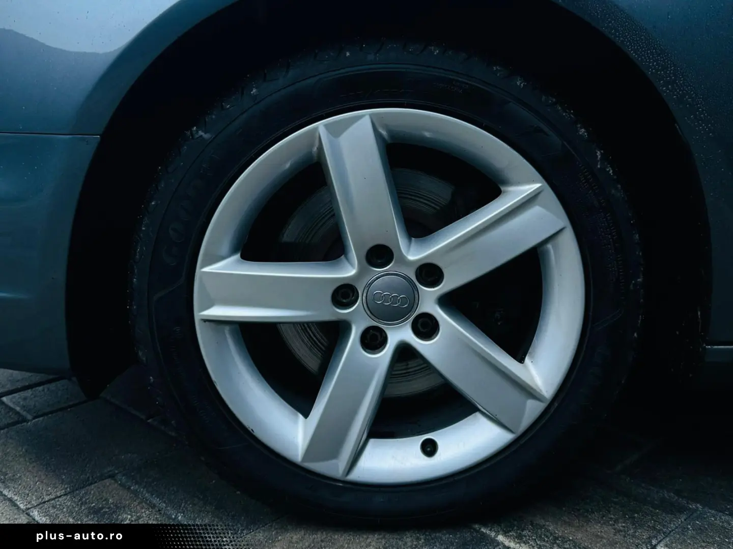 Audi A4 Avant  Fab- 10-2013   2.0 DIESEL 150 Cp