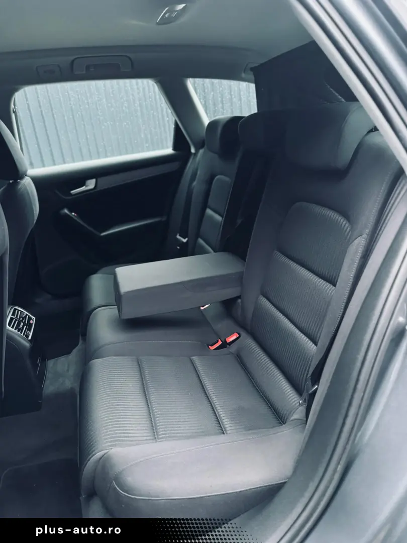 Audi A4 Avant  Fab- 10-2013   2.0 DIESEL 150 Cp