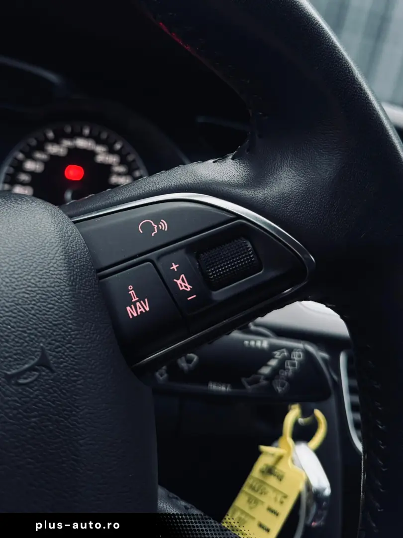 Audi A4 Avant  Fab- 10-2013   2.0 DIESEL 150 Cp